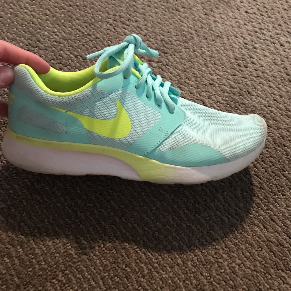 Nike shoes